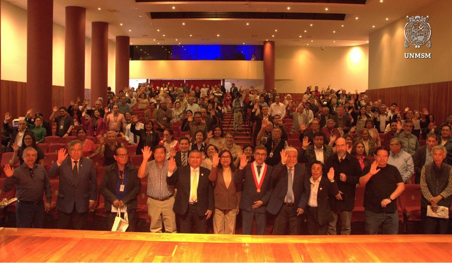 VRAP de la UNMSM fortalece las capacidades docentes para optimizar las asesorías de tesis de pregrado 