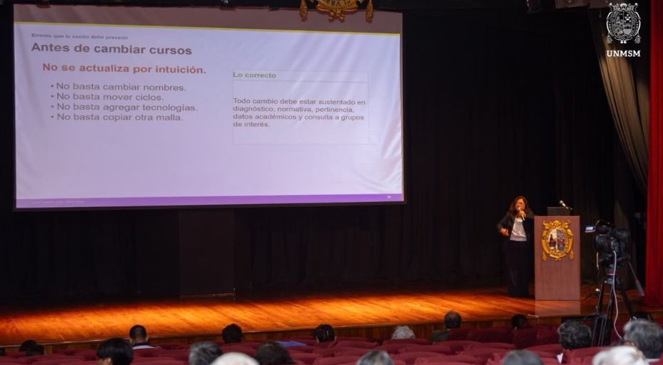 San Marcos fortalece capacidades docentes para actualizar sus planes curriculares