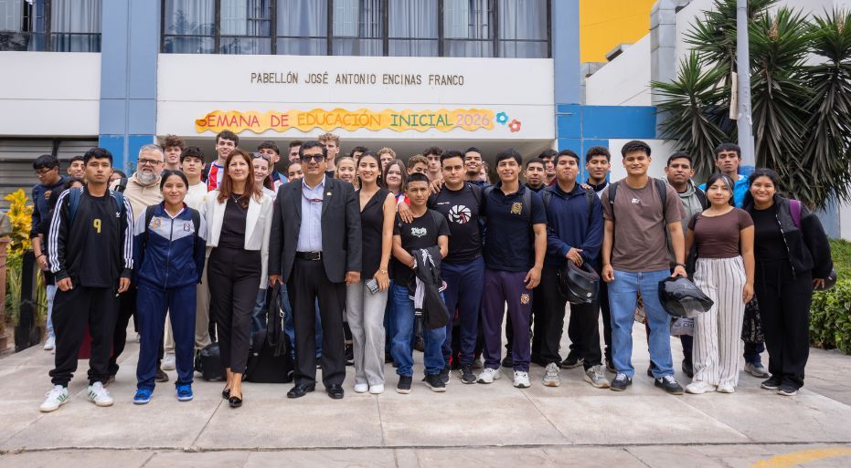 Delegación estudiantil de Paraguay conoce la experiencia académica y deportiva de San Marcos