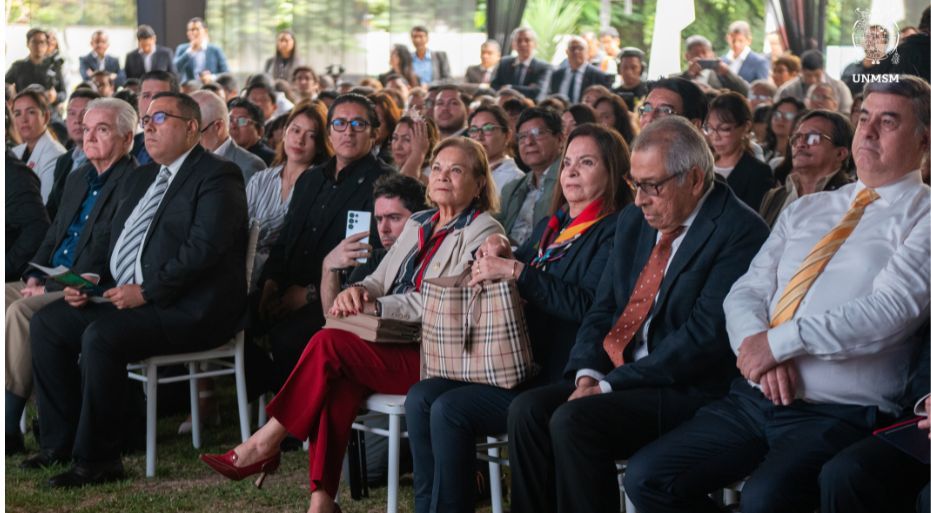 Rectora de San Marcos participó en el lanzamiento de plataforma digital Emprende Club y del Concurso Nacional de Emprendedores