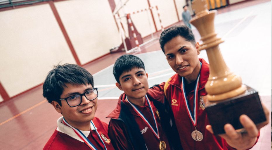 Genios del tablero brillan en el Interfacultades rumbo al Torneo Interuniversitario