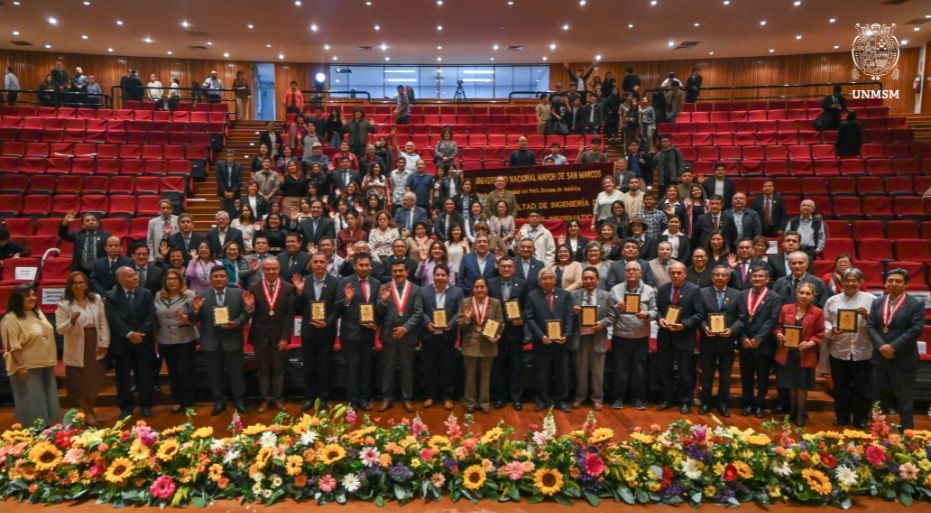 OCCAA reconoce a escuelas profesionales y programas de posgrado por culminar con éxito su proceso de evaluación externa
